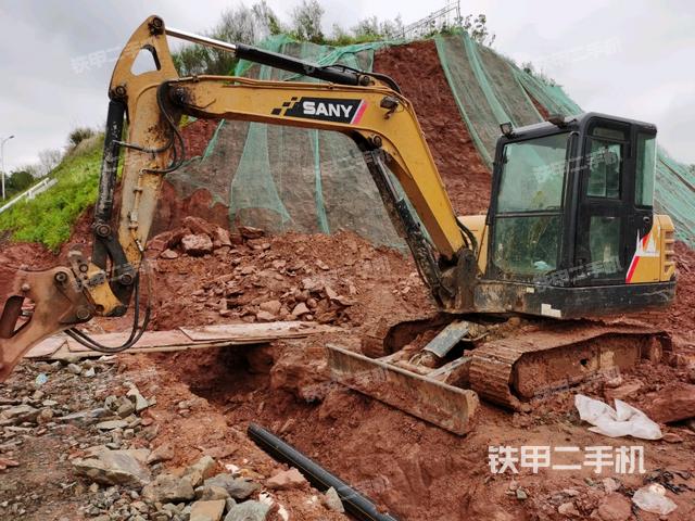 三一重工SY55C挖掘机