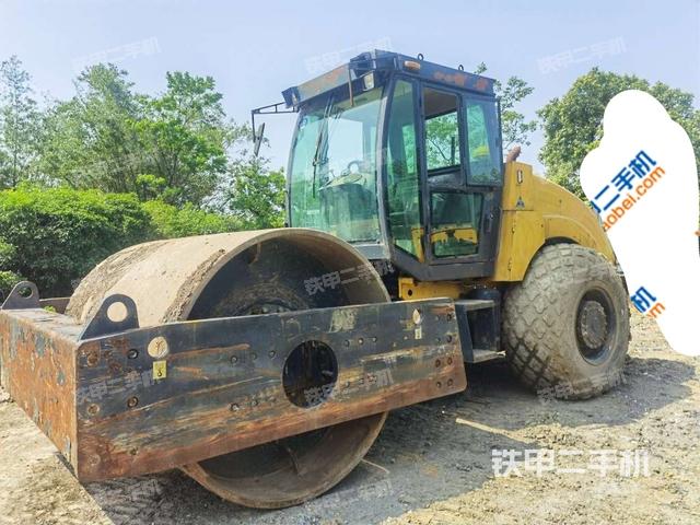 洛阳路通LT220S压路机