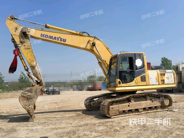 小松PC200-8挖掘机