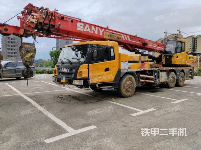 三一重工STC250起重机