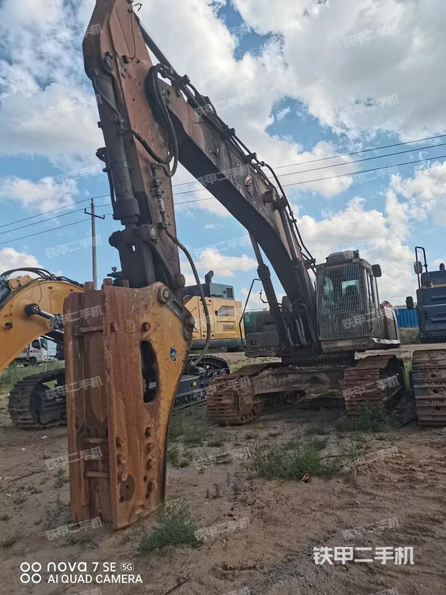 徐工XE470D挖掘机