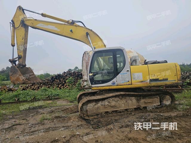 住友SH200-3挖掘机