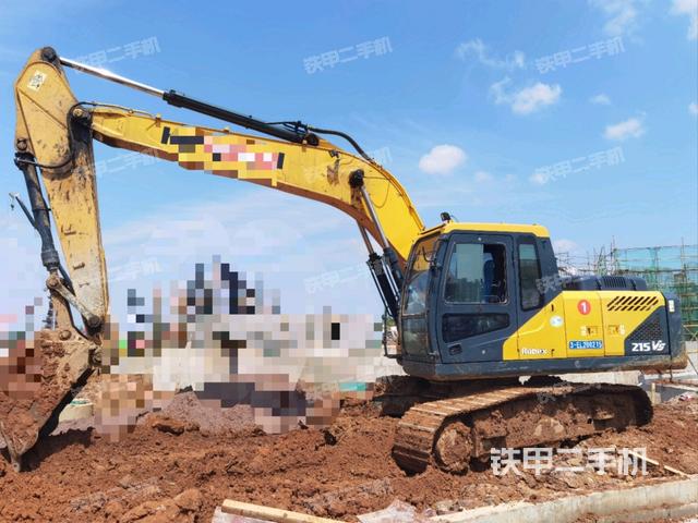 现代R215VS挖掘机