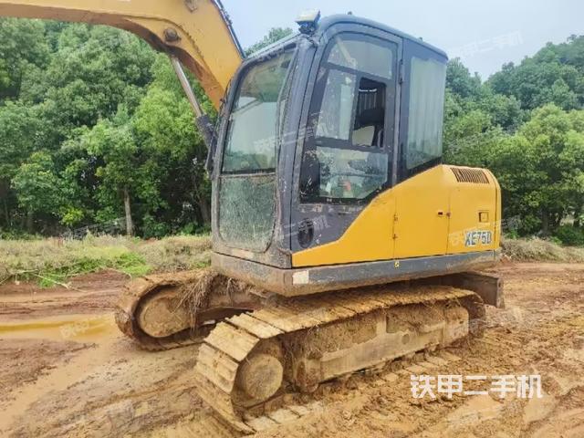 徐工XE75D挖掘機(jī)