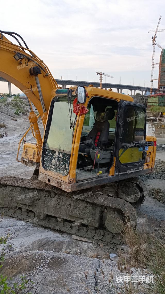 山东临工E6125F挖掘机