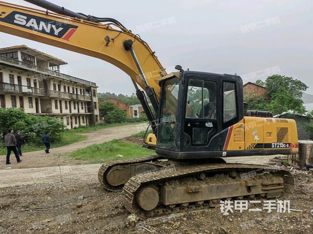 三一重工SY215C挖掘机