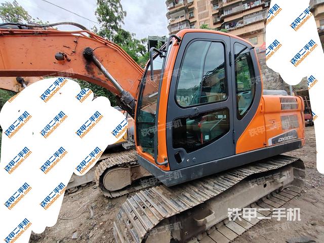 斗山DX150LC-9CN挖掘机