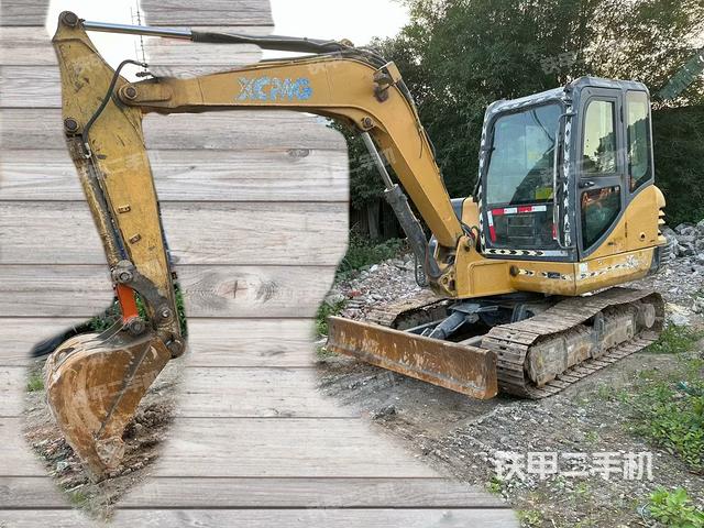 徐工XE60D挖掘机