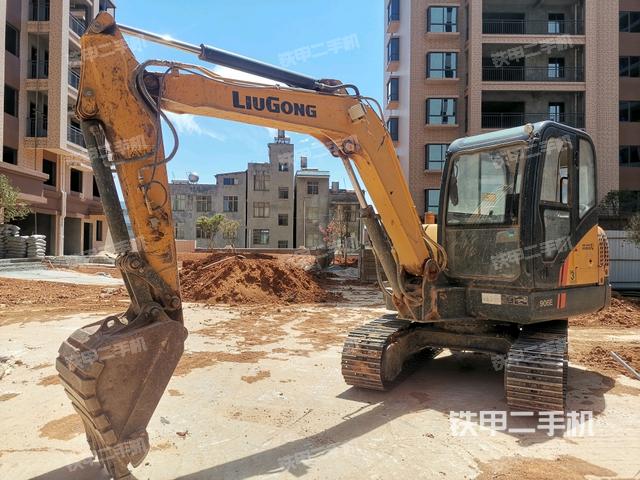 柳工CLG906E挖掘机