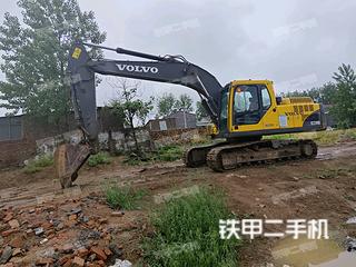 沃爾沃EC210B挖掘機實拍圖片
