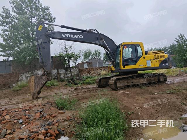 沃尔沃EC210B挖掘机