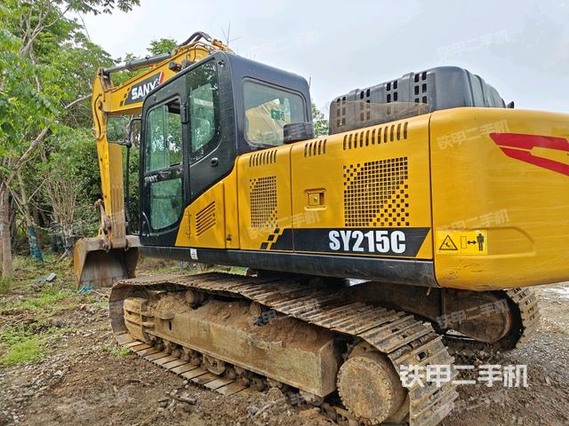 三一重工SY200C挖掘机