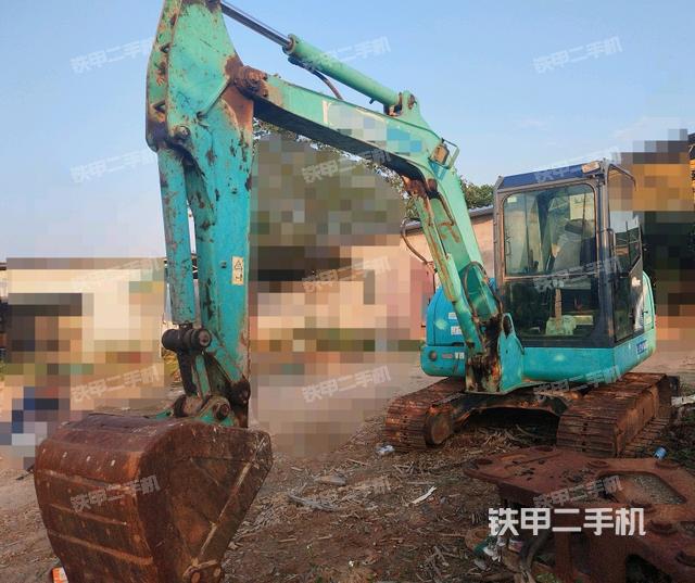 神钢SK60-8挖掘机