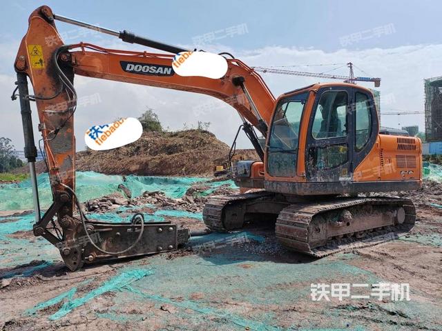 斗山DX130-9CN挖掘机