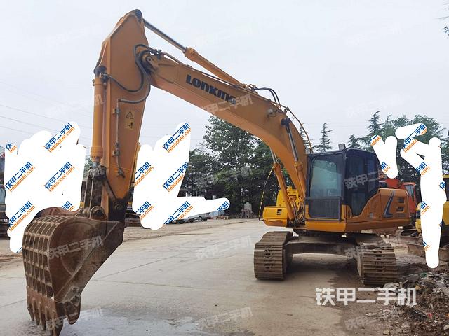 龙工LG6225E挖掘机