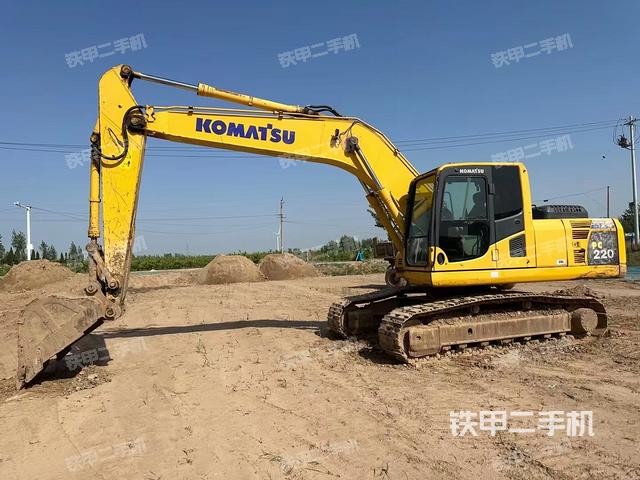 小松PC200-8M0挖掘机