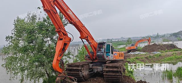 日立ZX330挖掘机