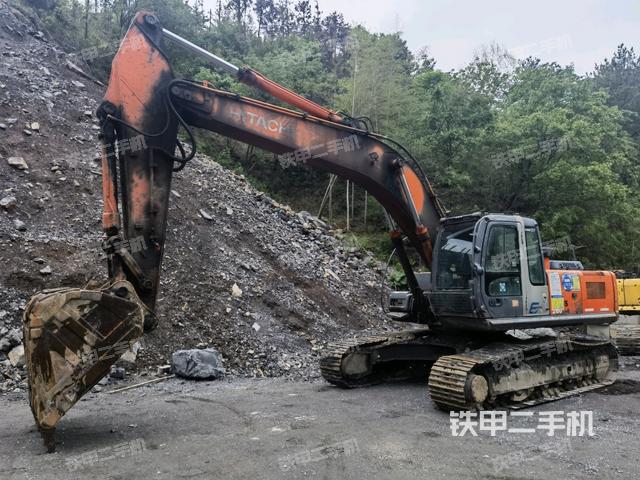 日立ZX260LCH-3G挖掘机