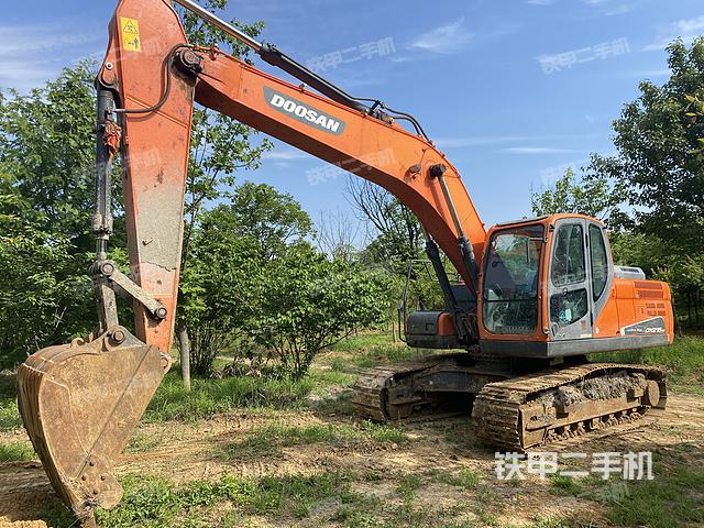 斗山DX215-9C挖掘机