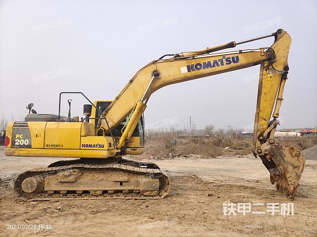 小松PC200-8M0挖掘机
