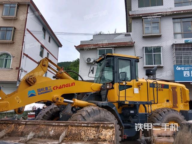 山东常林CL955装载机