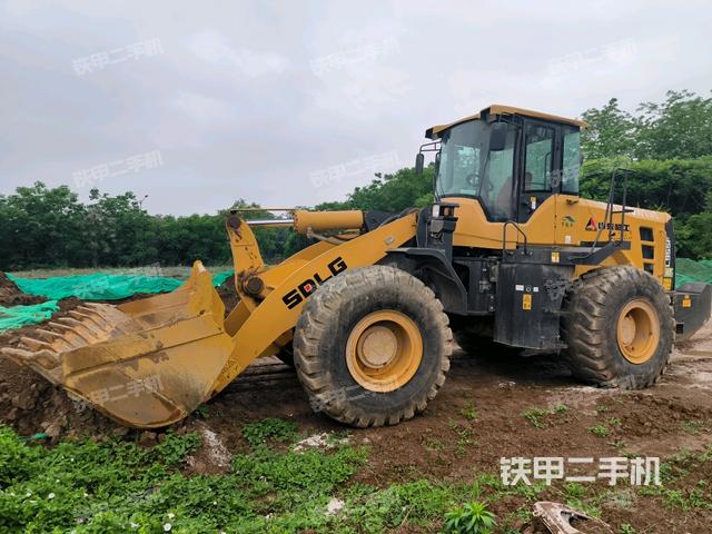 山东临工L955F装载机