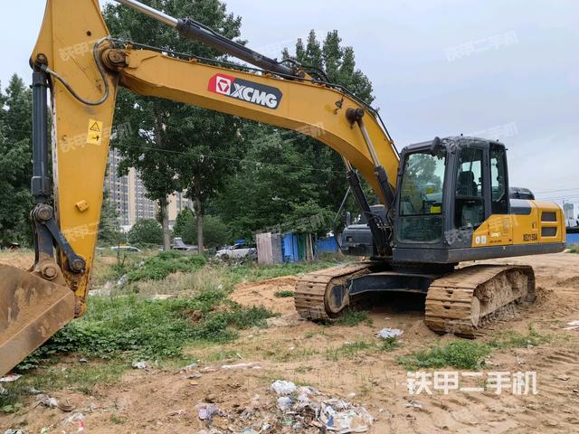 徐工XE200DA挖掘机