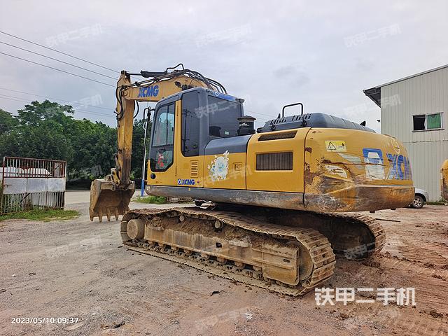 徐工XE215D挖掘机