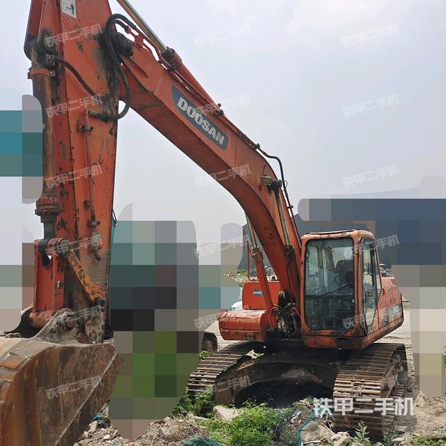 斗山DH225LC-7挖掘机