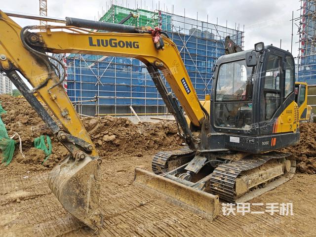 柳工CLG906E挖掘机