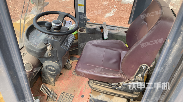 驾驶室工作台（整机外观及大件）