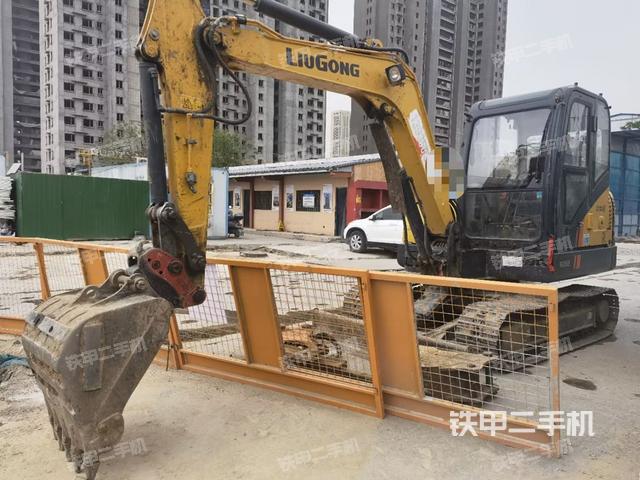柳工CLG906E挖掘机