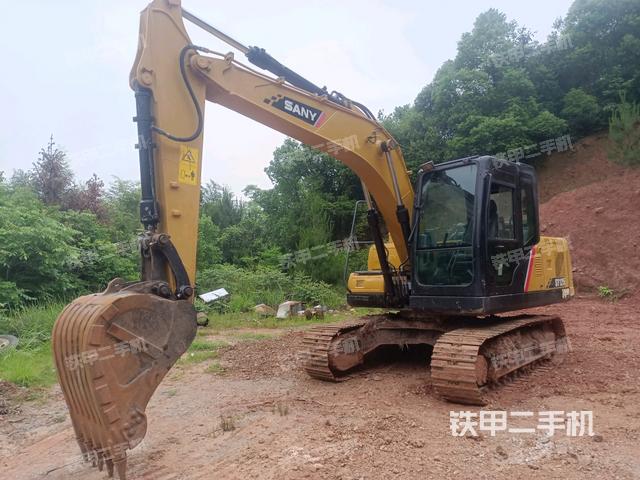 三一重工SY125C挖掘机