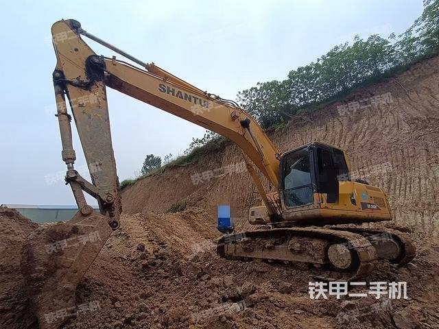 山推挖掘机SE210W挖掘机