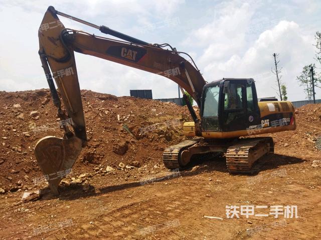 卡特彼勒320D液压挖掘机