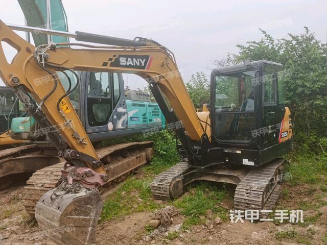 三一重工SY55C挖掘机