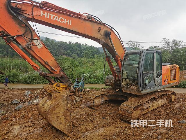日立ZX200-3挖掘机