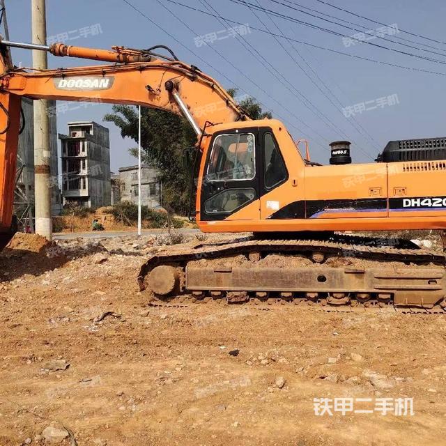 斗山DH420LC-7挖掘机