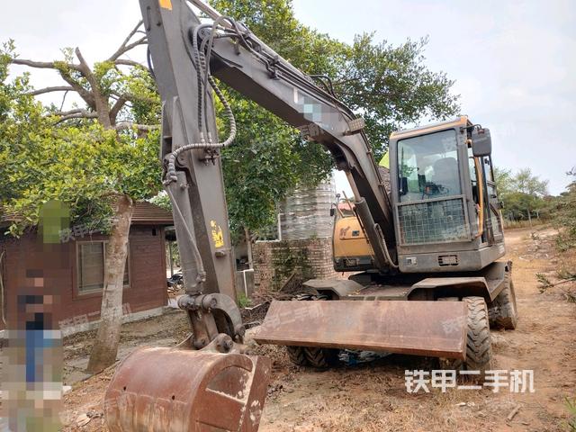 临工金利LG690BM挖掘机