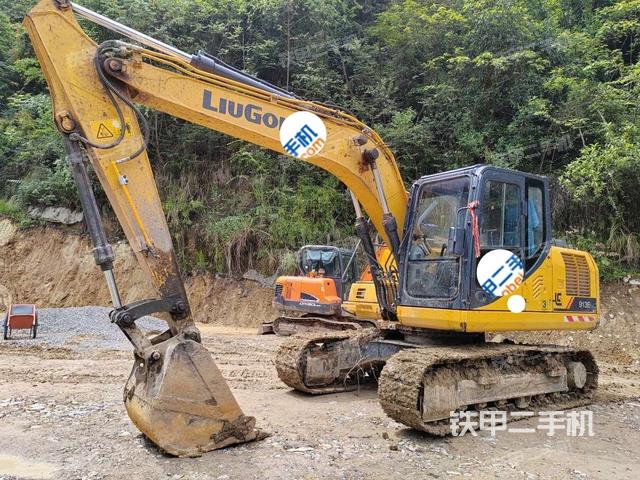 柳工CLG913E挖掘机