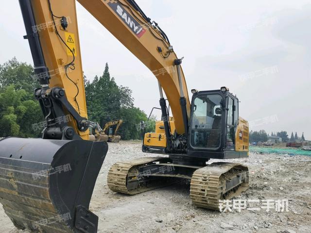 三一重工SY235H-S挖掘机