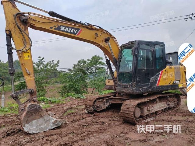 三一重工SY135C挖掘机