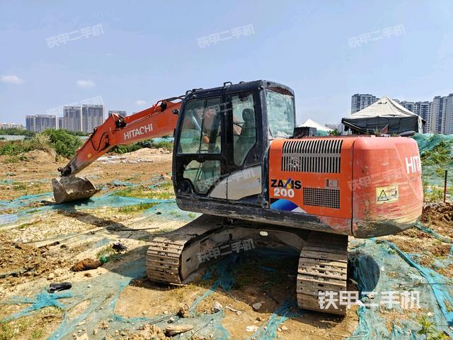 日立ZX130-5A挖掘机