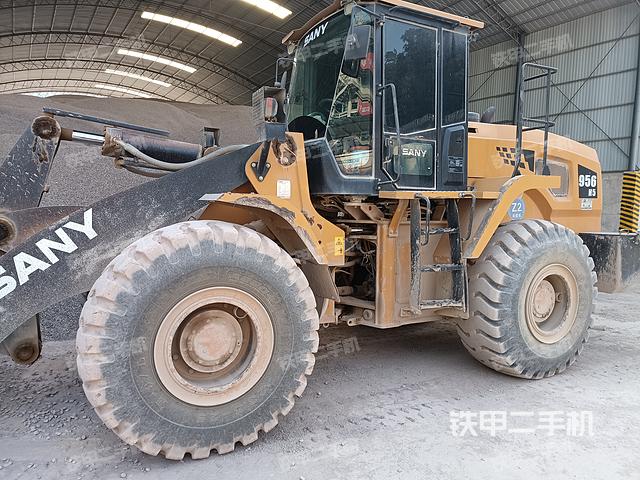 工作装置整体（整机外观及大件）