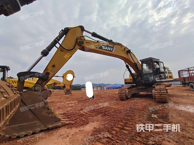 三一重工SY485H挖掘机