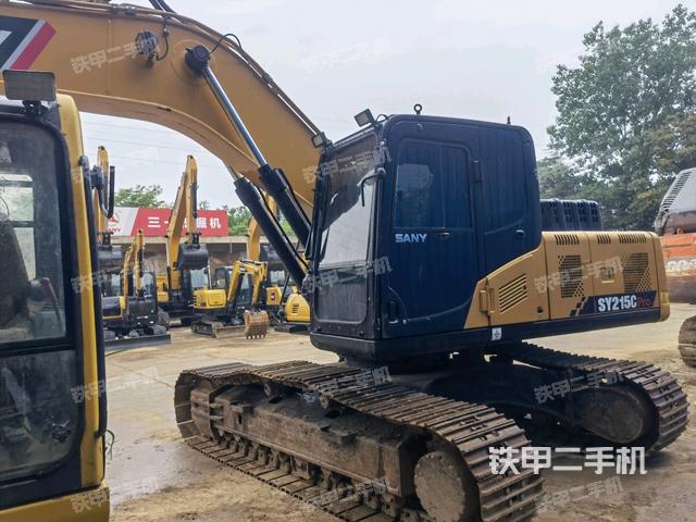 三一重工SY215C挖掘机