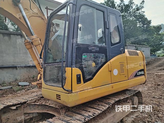 雷沃重工FR150挖掘机