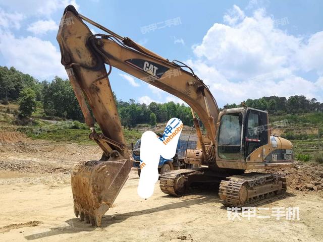 卡特彼勒320C挖掘机