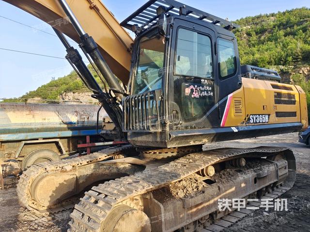 三一重工SY365H挖掘机