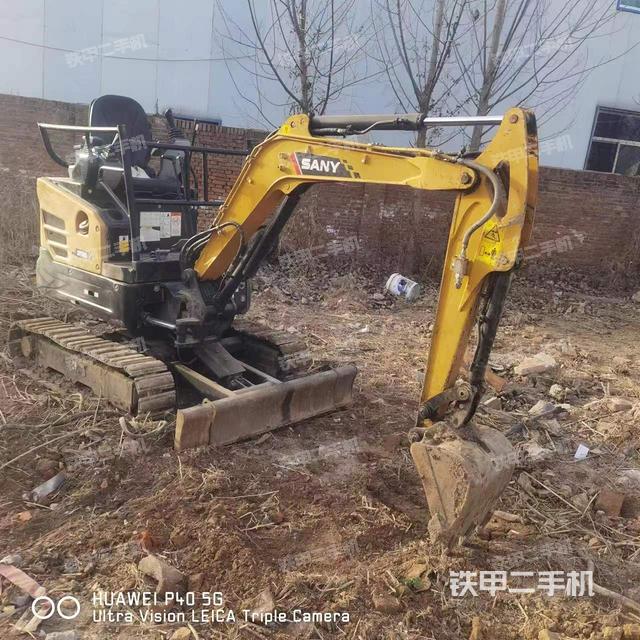 三一重工SY16C挖掘机
